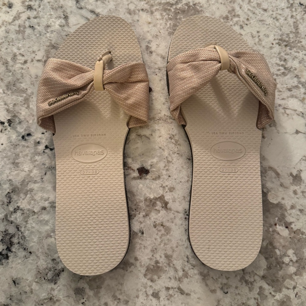 Havaianas St. Tropez Shine Sandal